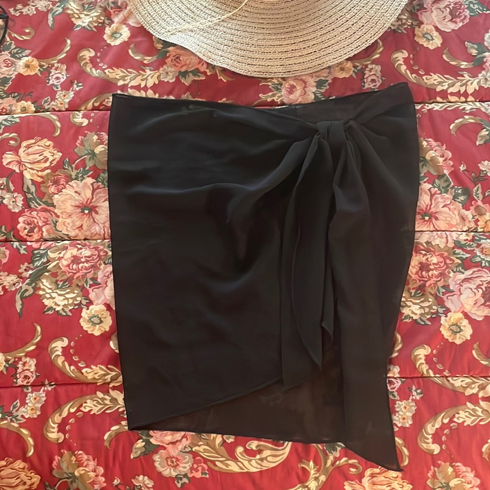 👙Black Sheer Tie Wrap/ Sarong
